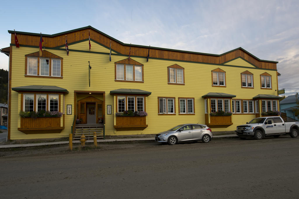 Aurora Inn Dawson City Eksteriør bilde